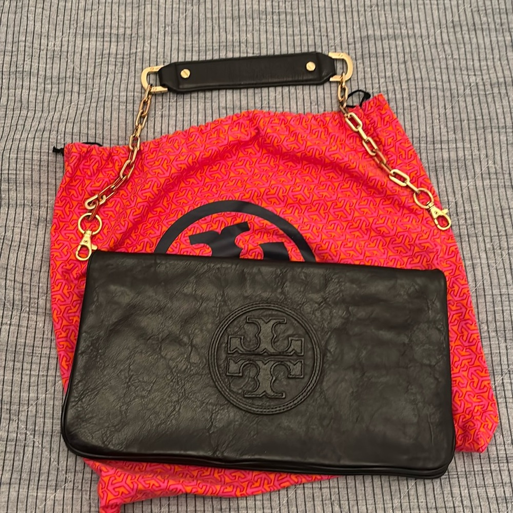 Tory Burch small black bag. Shoulder bag or clutch!